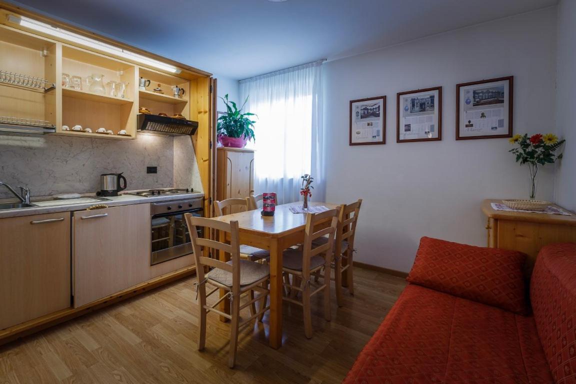 Hotel La Locanda Pinzolo Eksteriør billede